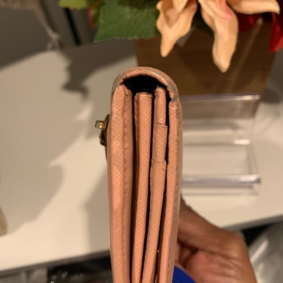 PRADA Pink Saffiano Lux Leather Metal Bar Flap Continental Wallet - Picture 3 of 8